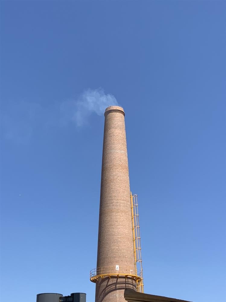 ông khói 1